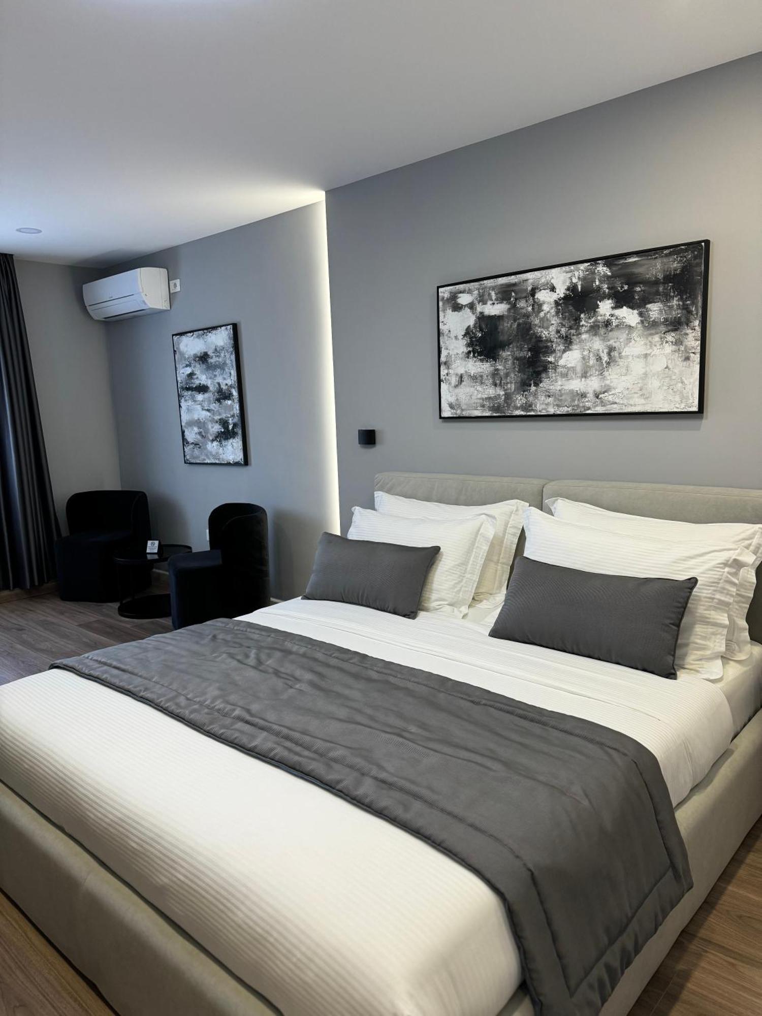 L'Hotel Тирана Екстер'єр фото