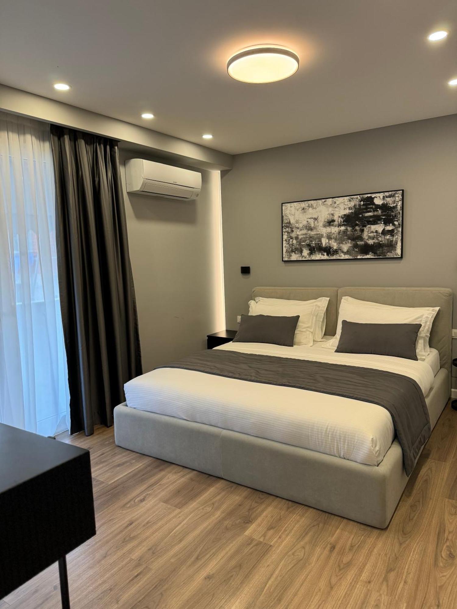 L'Hotel Тирана Екстер'єр фото