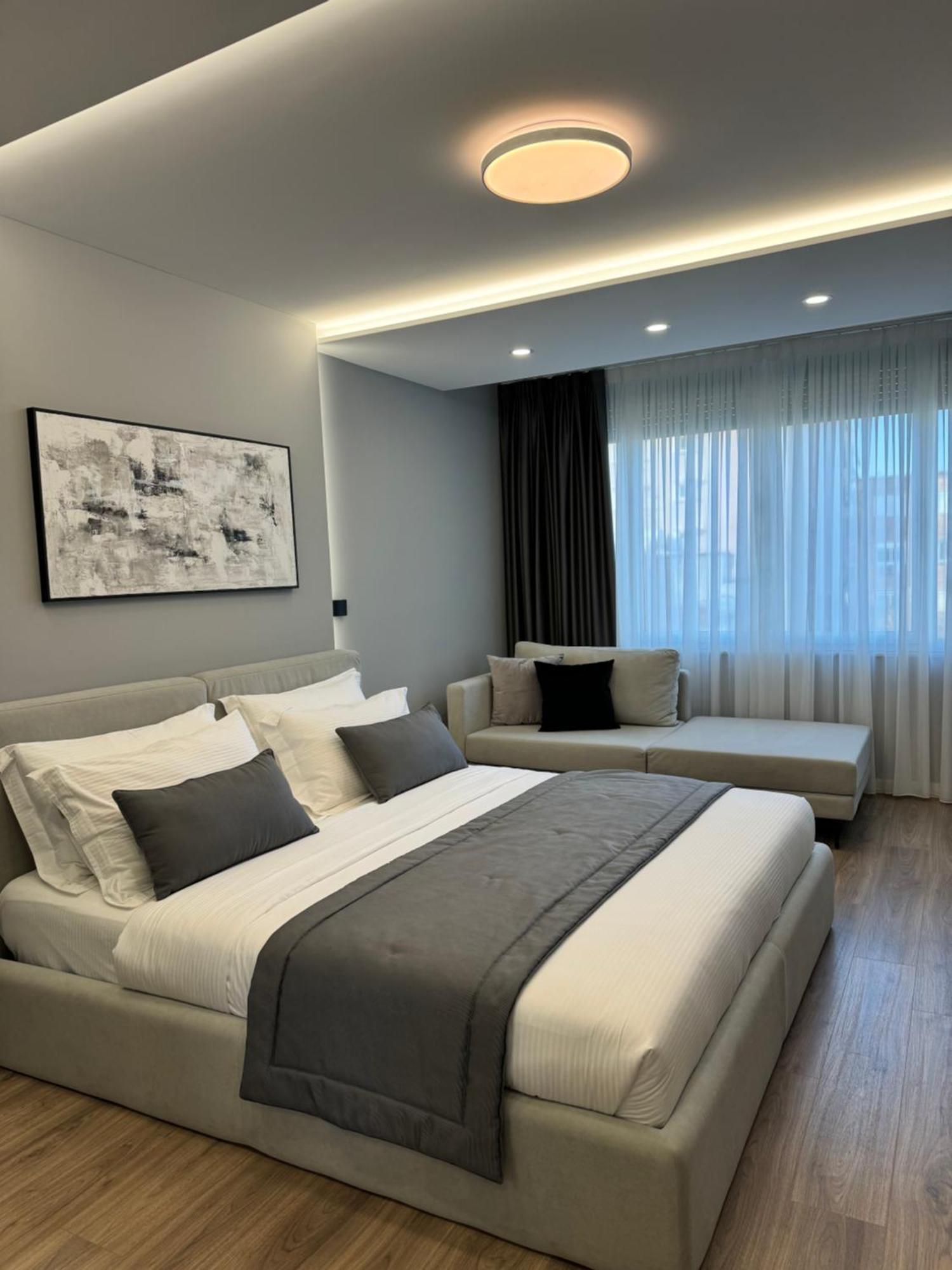 L'Hotel Тирана Екстер'єр фото